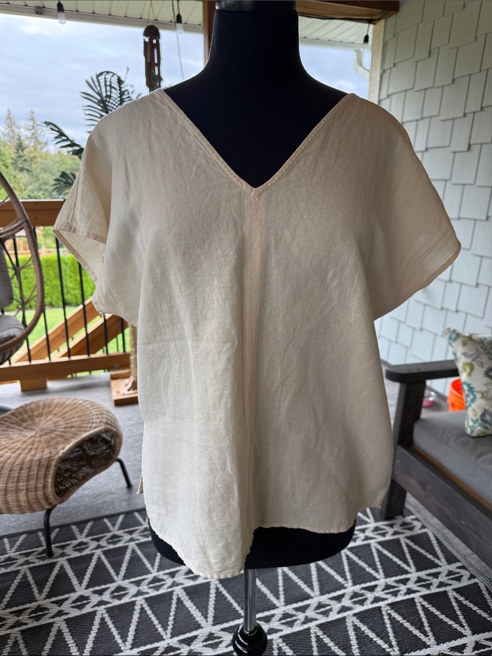 Oak + Fort | Linen Blend V-Neck Top